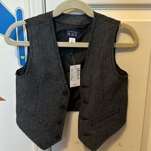 Vest - Picture 1 of 2